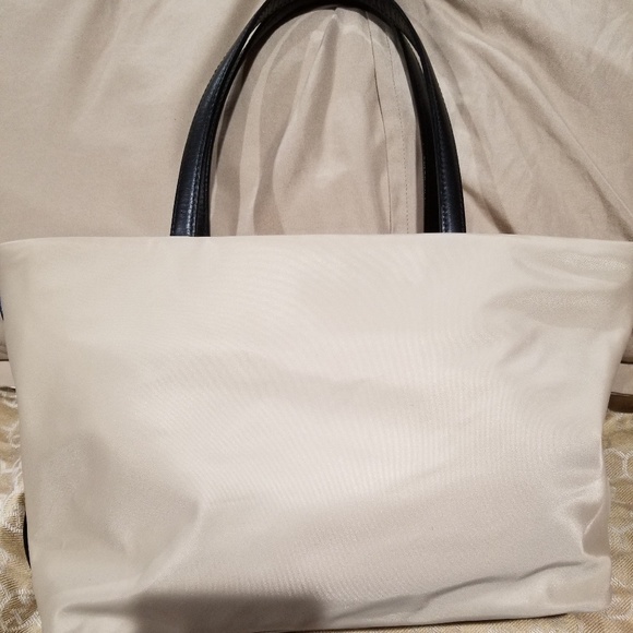 Kate Spade - Picture 2 of 7